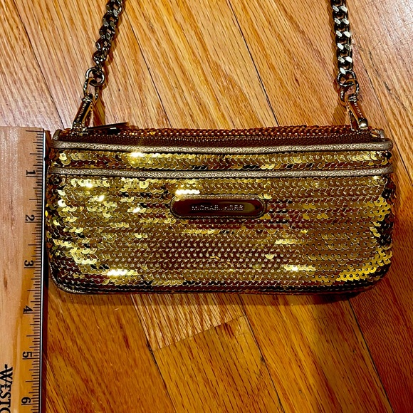 Michael Kors gold sequin shoulder bag chain wallet clutch new - Picture 5 of 14